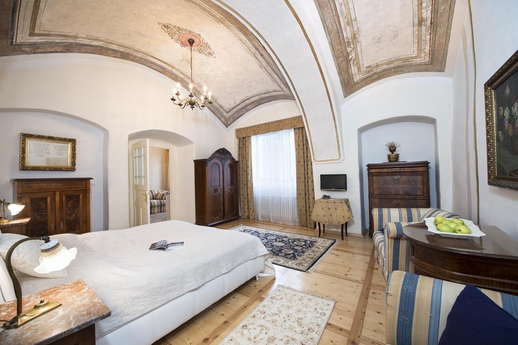 Chateau Grandcastle Liptovsky Hradok Exterior photo